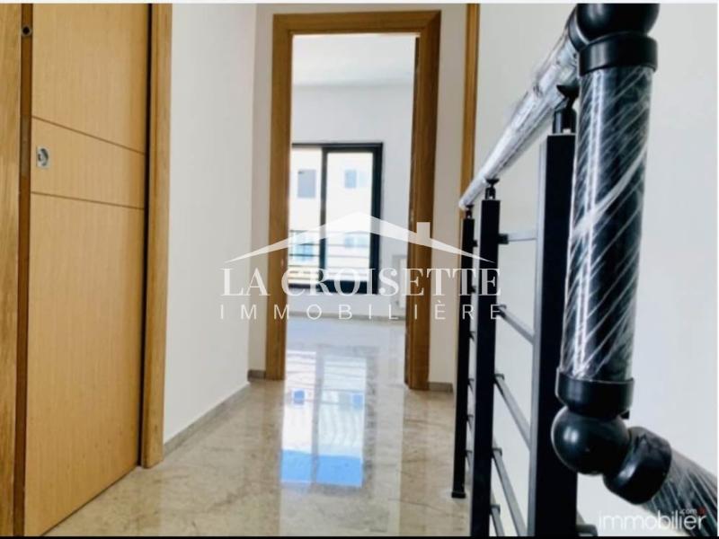 Duplex S+3 avec jardin au Lac 2