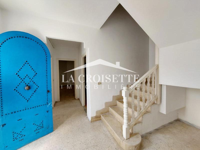 Duplex S+4 avec jardin à La Marsa