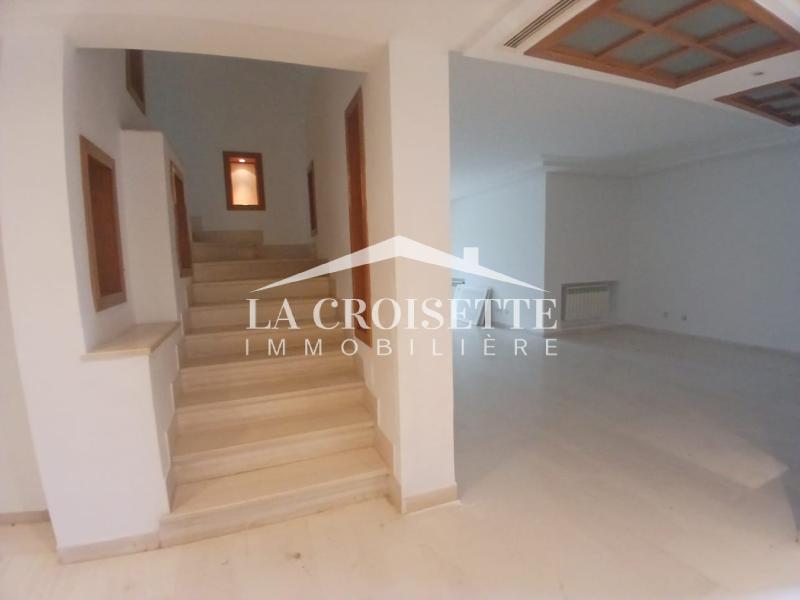 Duplex S+3 à La Marsa