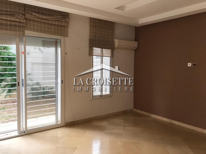 Duplex S+3 avec Jardin et piscine à La Marsa