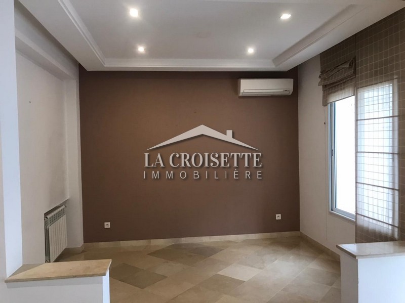 Duplex S+3 avec Jardin et piscine à La Marsa