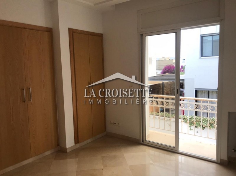 Duplex S+3 avec Jardin et piscine à La Marsa