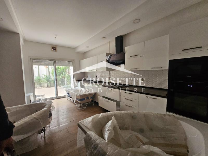 Duplex S+3 avec jardin et piscine à La Soukra