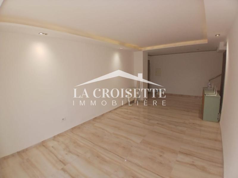 Duplex S+2 avec petit jardin à La Soukra