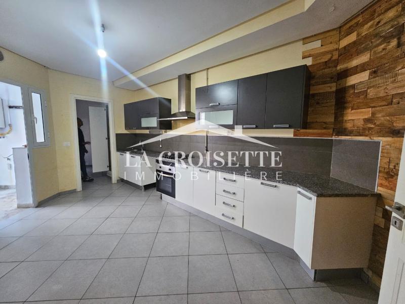 Duplex S+3 avec jardin aux Jardins de Carthage