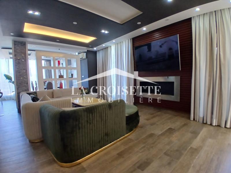 Duplex meublé S+4 avec vue sur mer à Gammarth