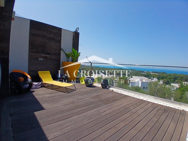 Duplex meublé S+4 avec vue sur mer à Gammarth