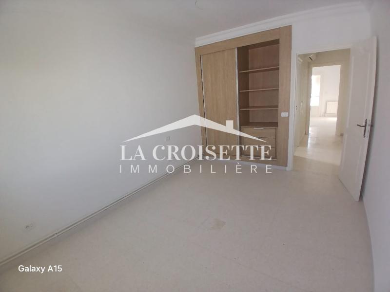 Duplex S+3 avec terrasse à La Marsa
