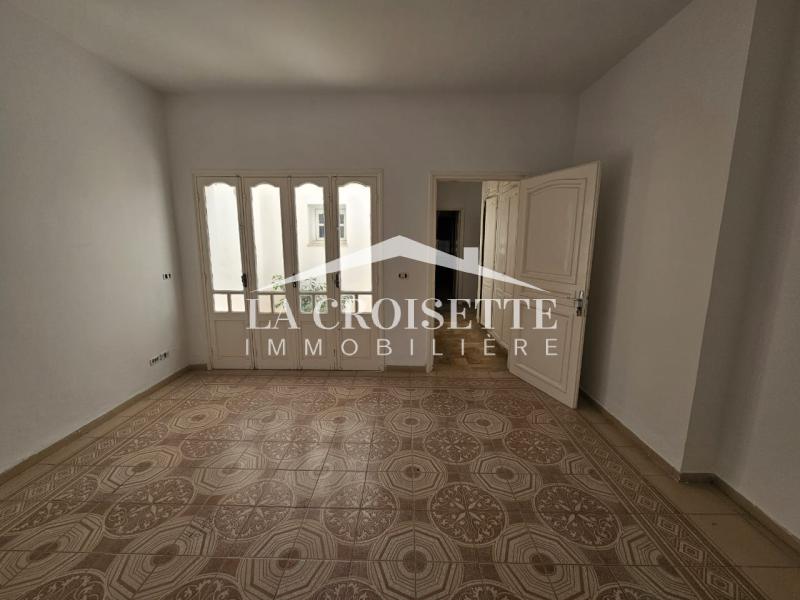 Duplex S+4 avec jardin au Lac 1