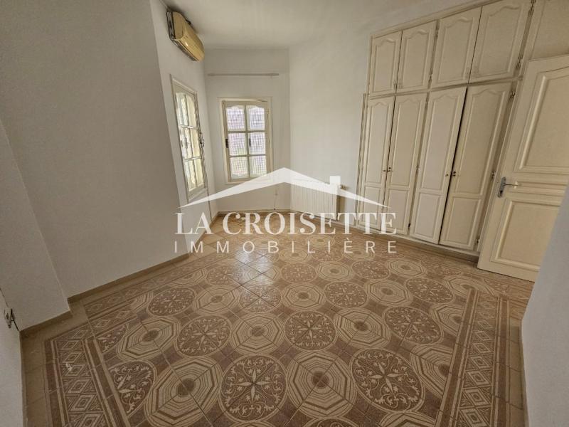 Duplex S+4 avec jardin au Lac 1
