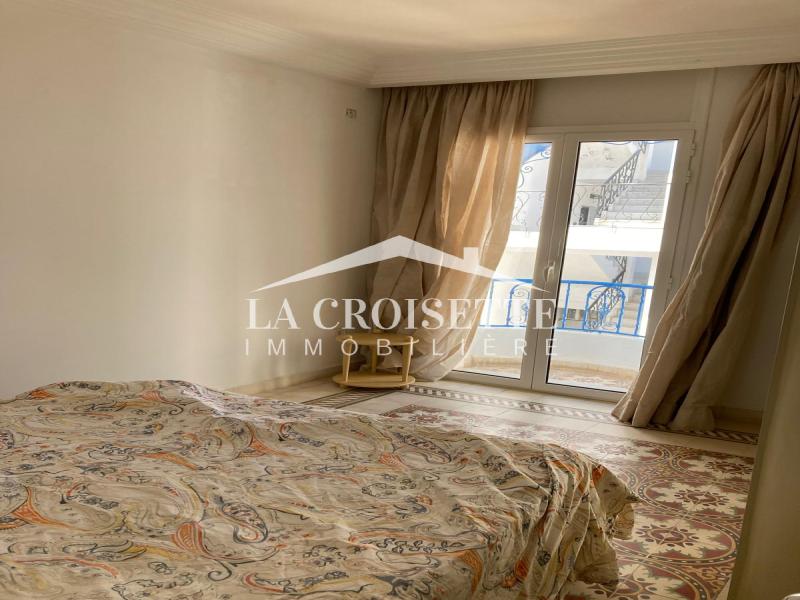 Duplex meublé S+3 avec terrasse à Sidi Bou Saïd