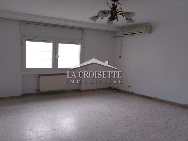 Duplex S+5 à Ain Zaghouan Nord