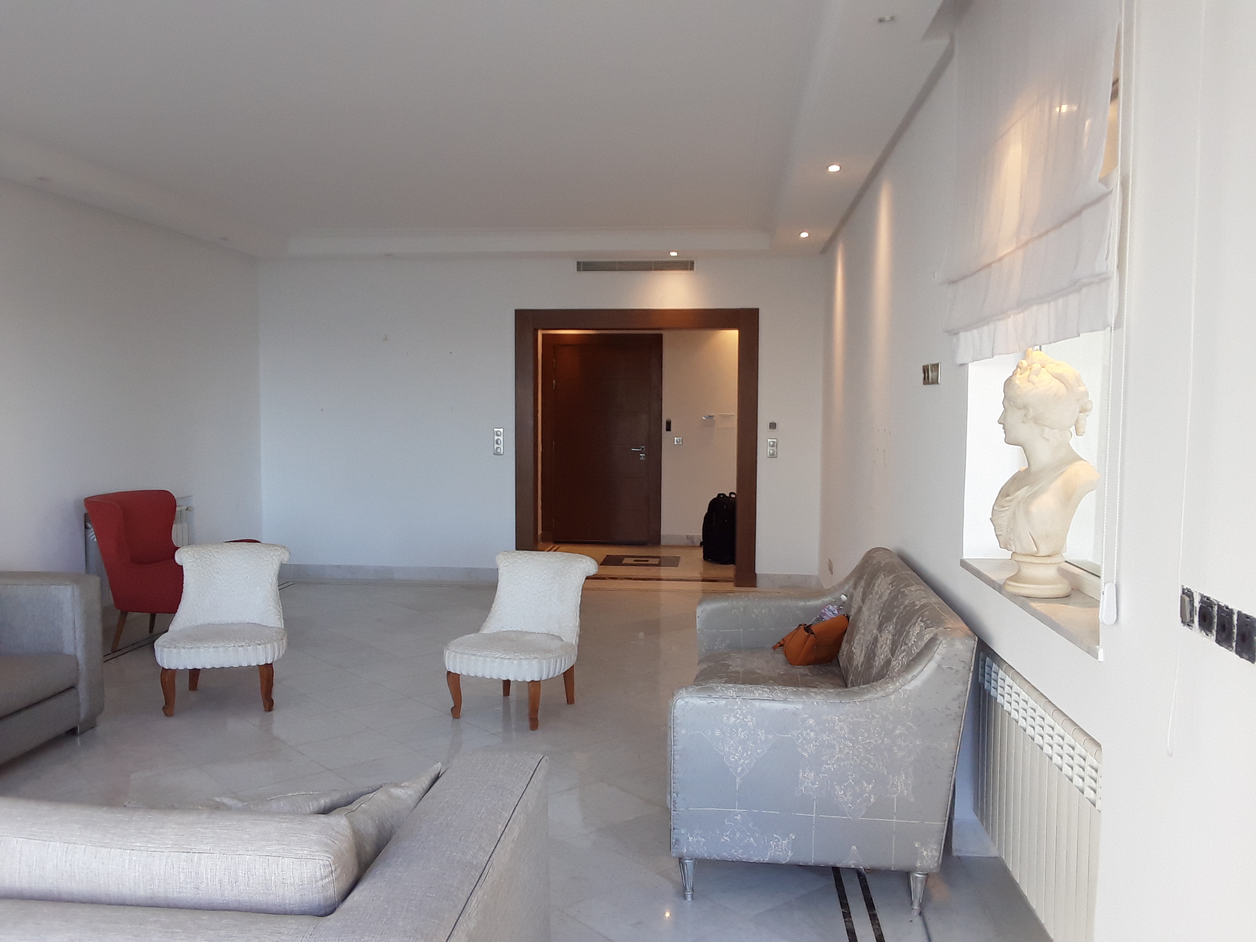 Un duplex S+3 front lac aux Berges Du Lac 1