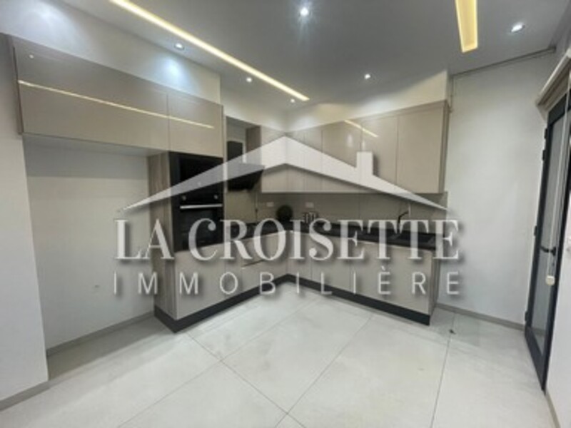 Duplex S+4 avec Jardin à La Soukra