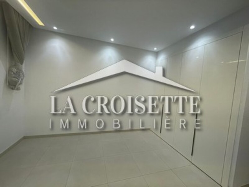 Duplex S+4 avec Jardin à La Soukra