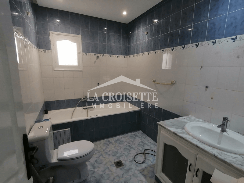 Etage de villa S+4 à L'aouina