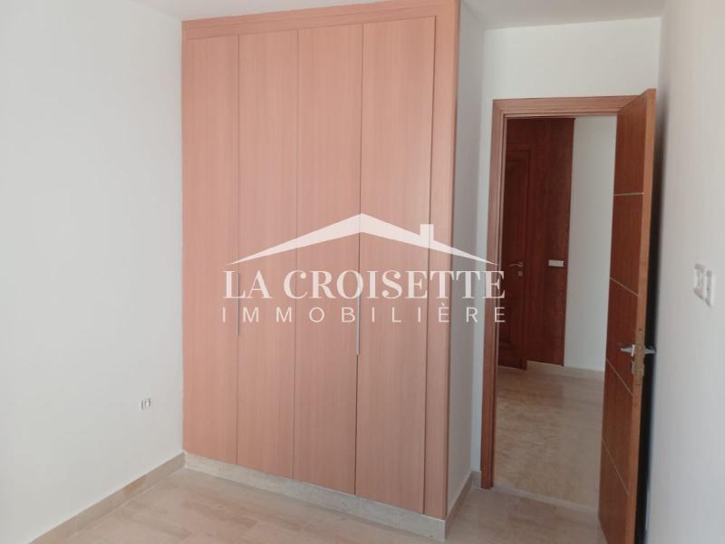 Etage de villa S+3 à La Marsa