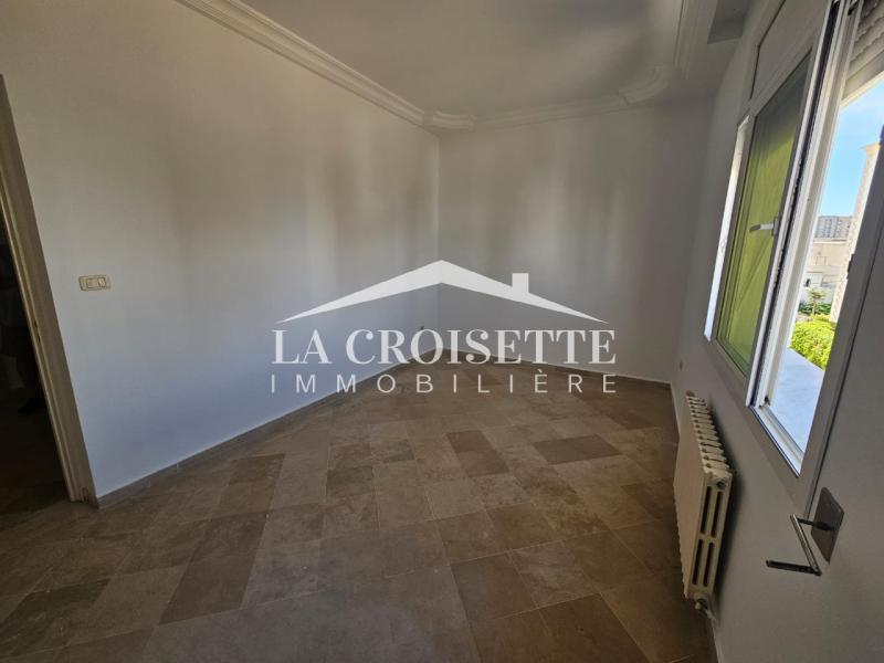 Duplex S+4 avec terrasse aux Jardins de Carthage