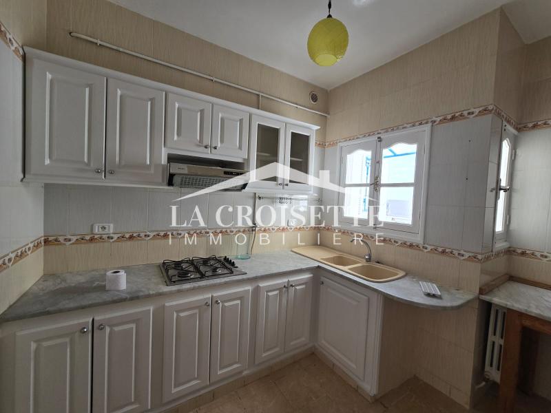 Étage de villa S+2 meublé à Carthage Amilcar