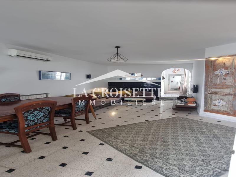 Étage de villa S+2 meublé à La Marsa