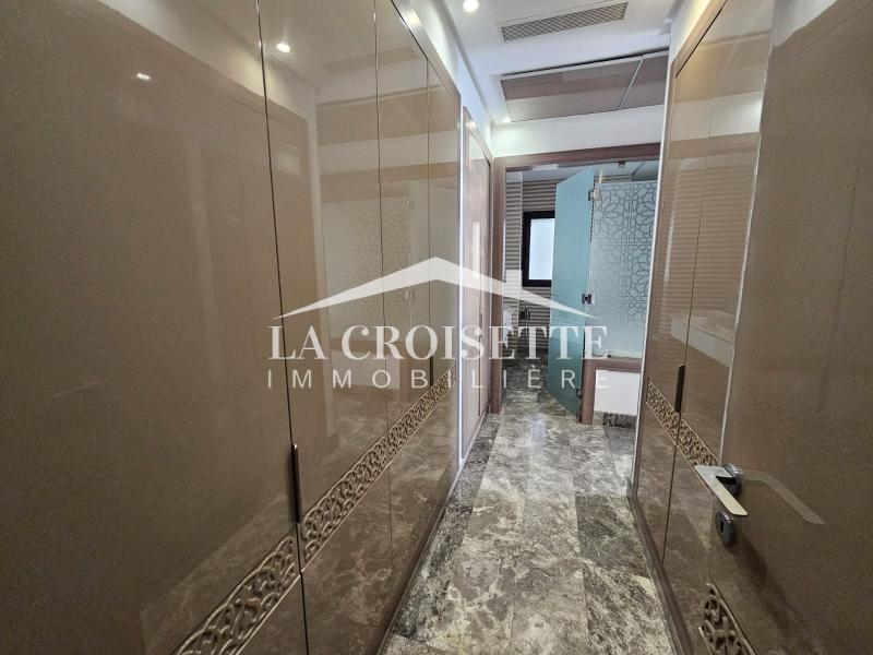 Appartement S+3 avec terrasse et piscine au Lac 2