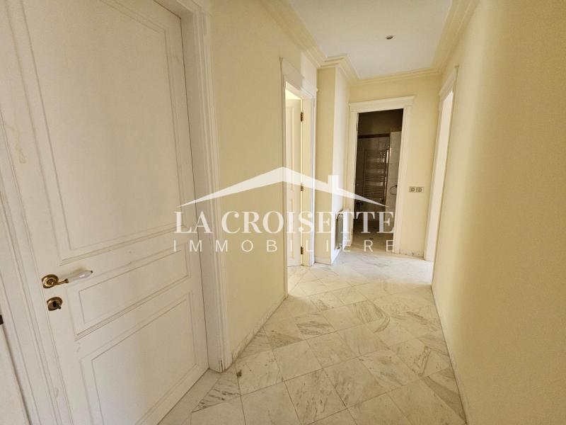 Penthouse S+4 avec piscine au Lac 2