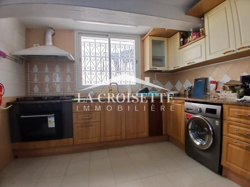 Rez-de-chaussée de villa S+3 meublé à La Marsa