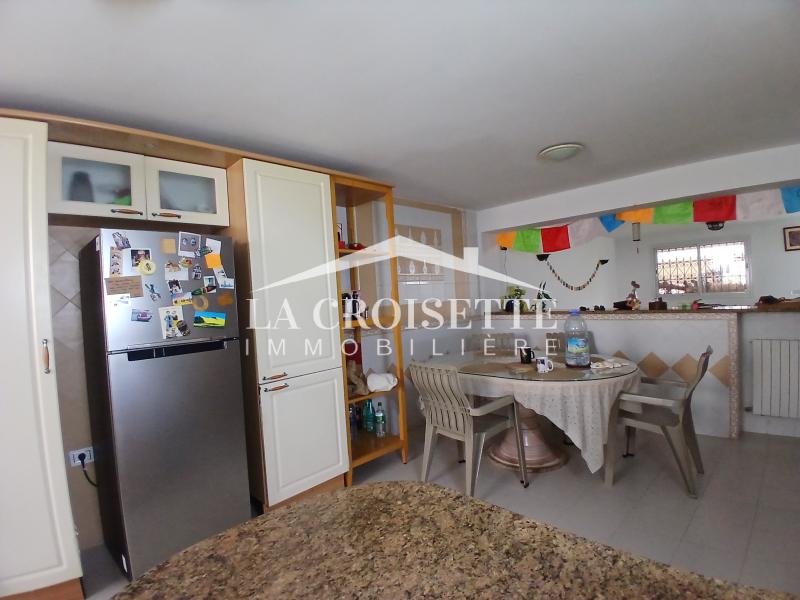 Rez-de-chaussée de villa S+3 meublé à La Marsa