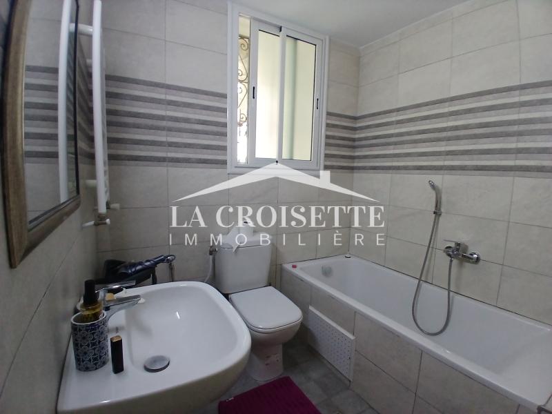 Rez-de-chaussée de villa S+3 meublé à La Marsa