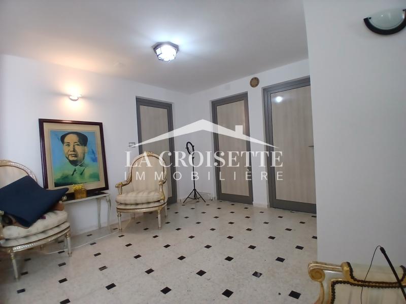 Rez-de-chaussée de villa S+3 meublé à La Marsa