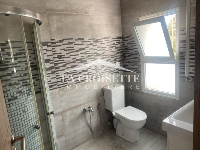Triplex S+3 avec jardin aux Jardins de Carthage