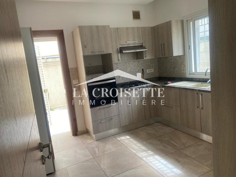 Triplex S+3 avec jardin aux Jardins de Carthage