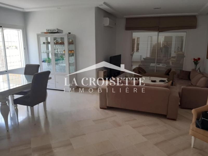 Triplex S+3 avec jardin aux Jardins de Carthage