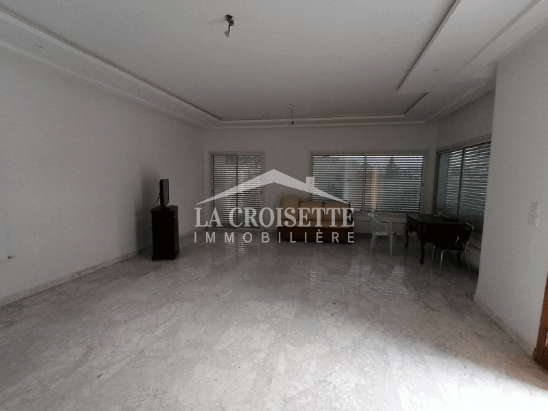 Triplex S+4 avec jardin à La Soukra