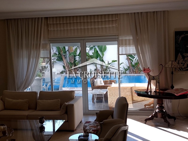 Villa meublée S+3 avec piscine à Gammarth