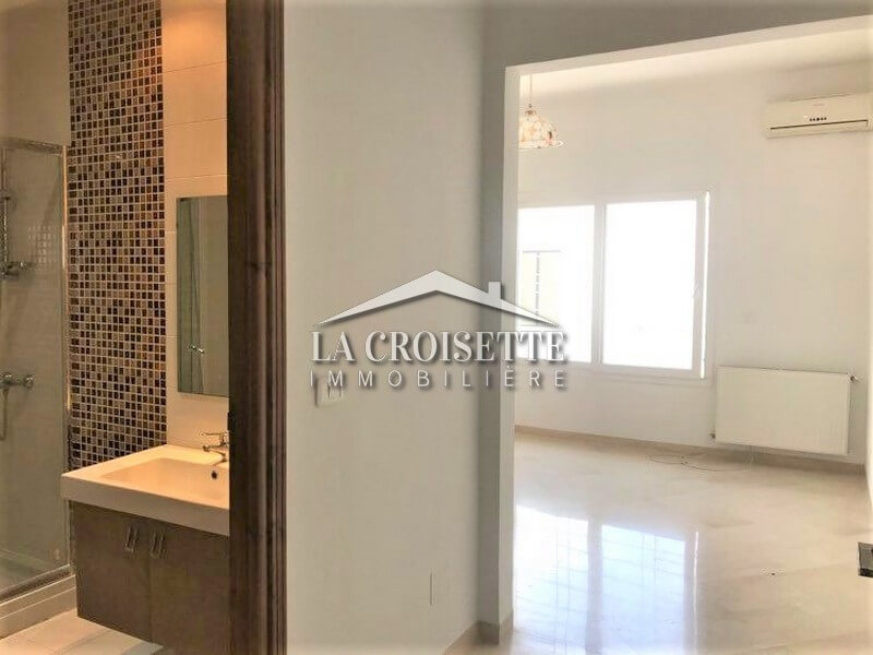  Villa S+5  aux Berges du Lac 2 