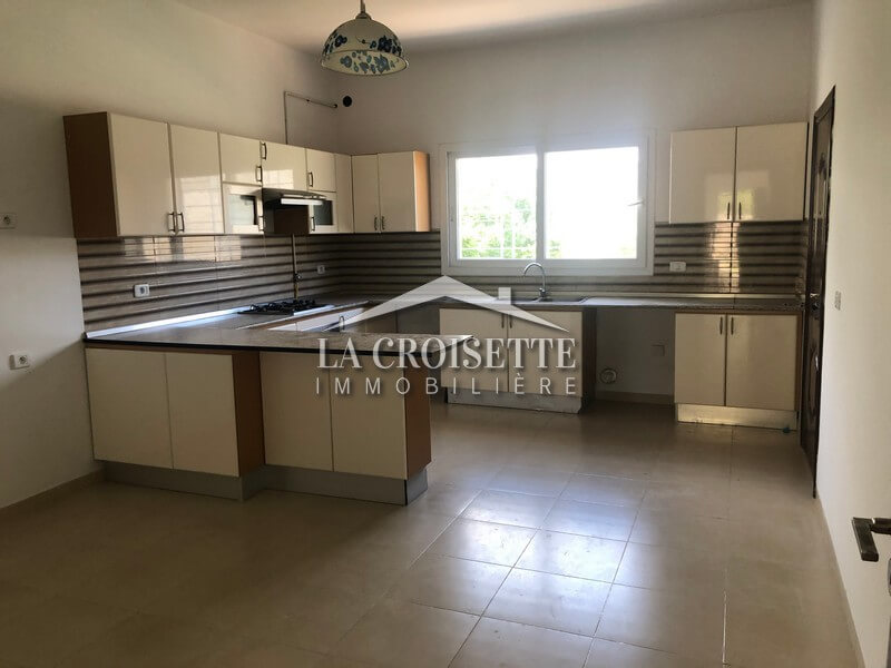  Villa S+5  aux Berges du Lac 2 