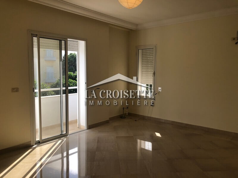 Villa S+4 à Sidi Daoud, La Marsa