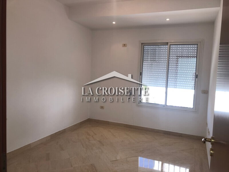 Villa S+4 à Sidi Daoud, La Marsa