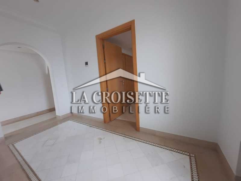 Villa S+3 vue sur mer à Gammarth 
