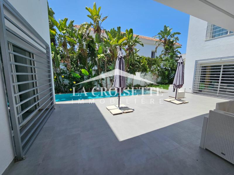 Villa S+5 avec piscine aux Berges du Lac 2