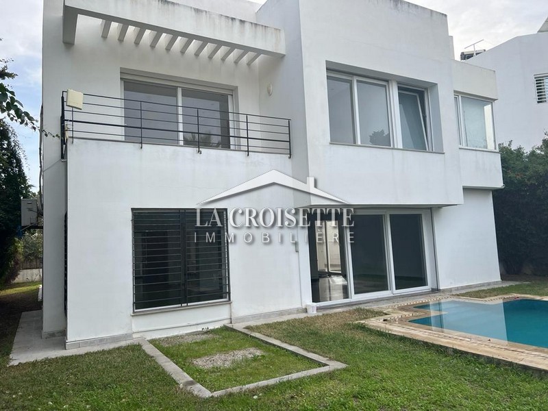 Villa S+4 avec piscine à La Marsa 