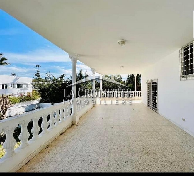 Villa S+6 à La Marsa