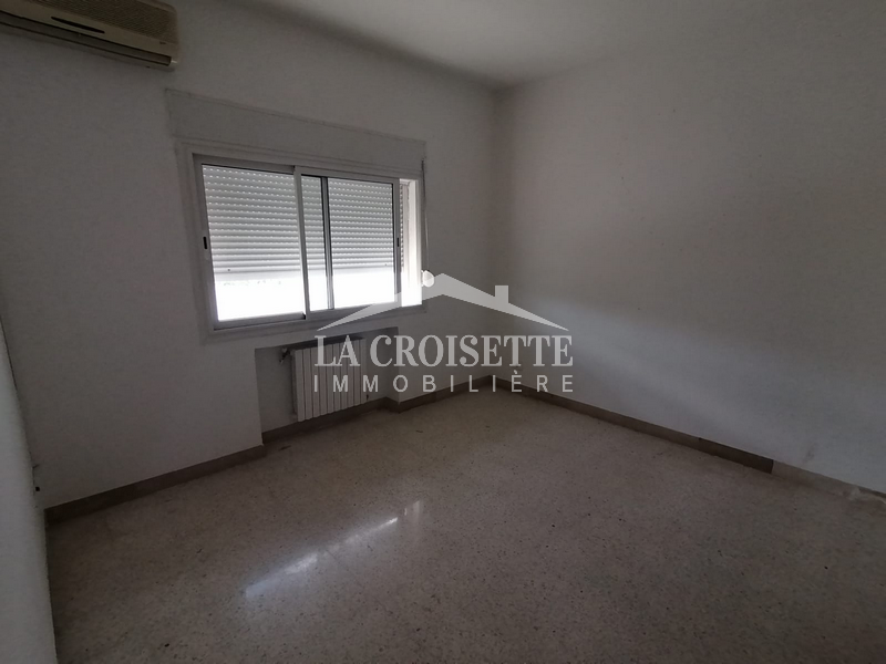 Villa S+4 à La Marsa