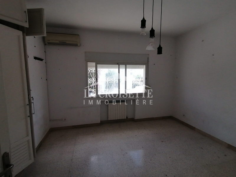 Villa S+4 à La Marsa