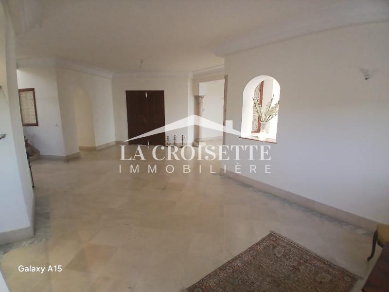 Villa S+6 à La Marsa