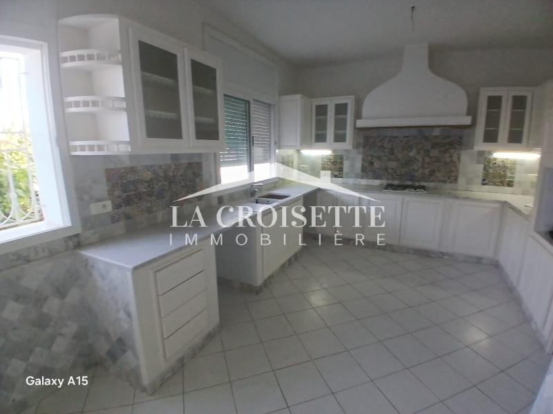 Villa S+6 à La Marsa