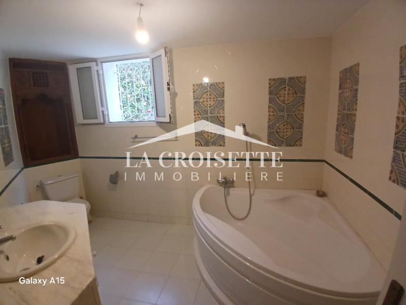 Villa S+6 à La Marsa
