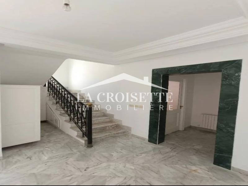 Villa S+3 à La Marsa