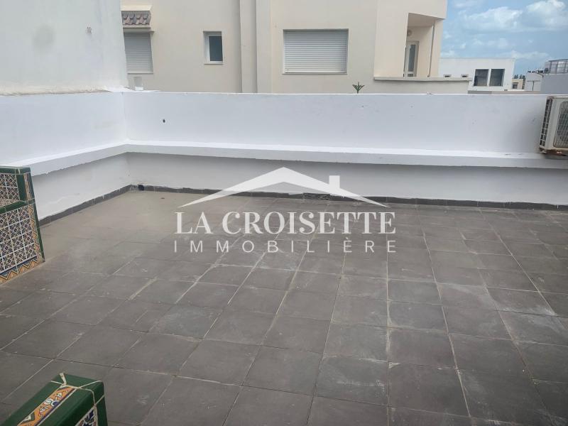 Villa S+3 avec piscine à Ain Zaghouan Nord